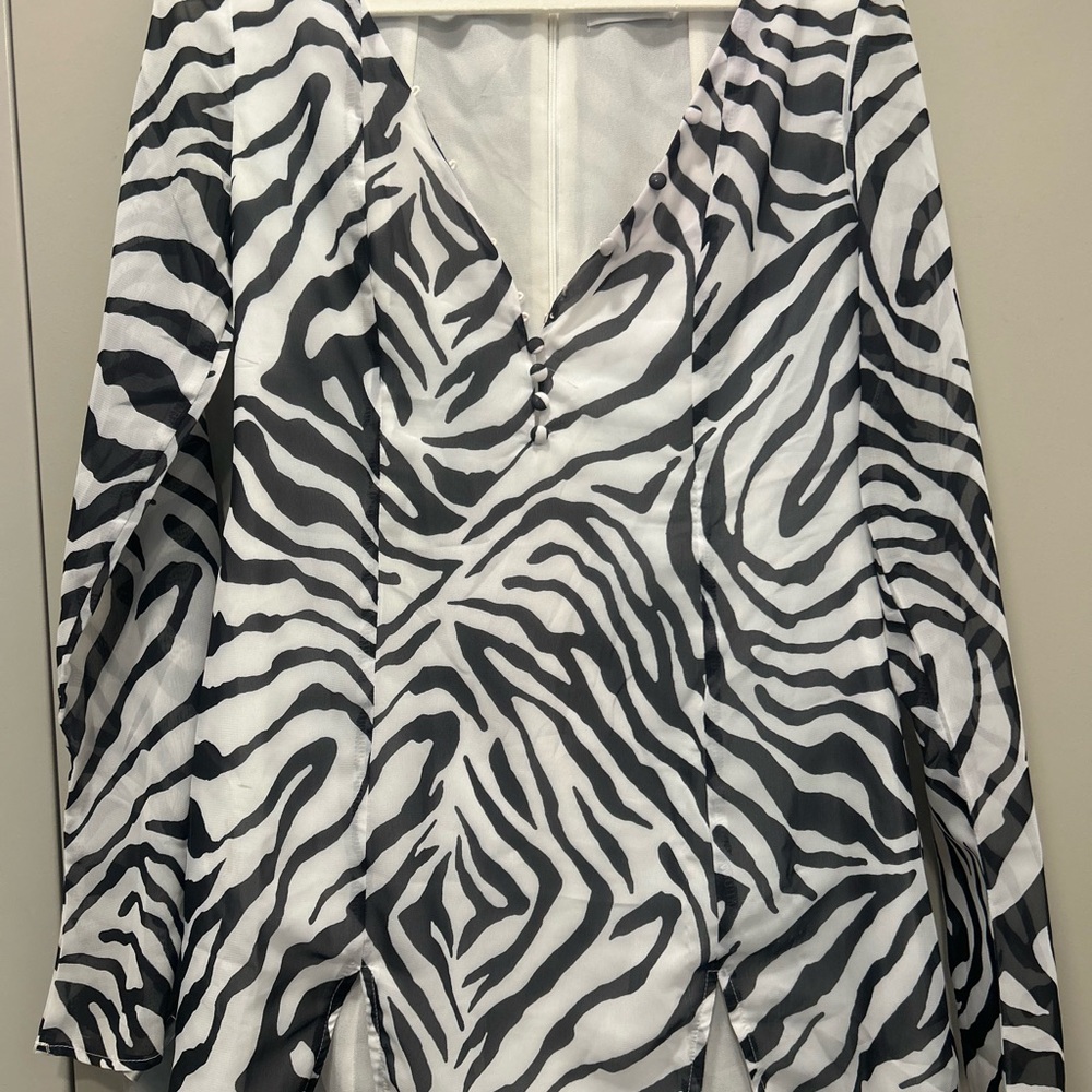 Black & White Zebra Print V-Neck Women's Mini Dress